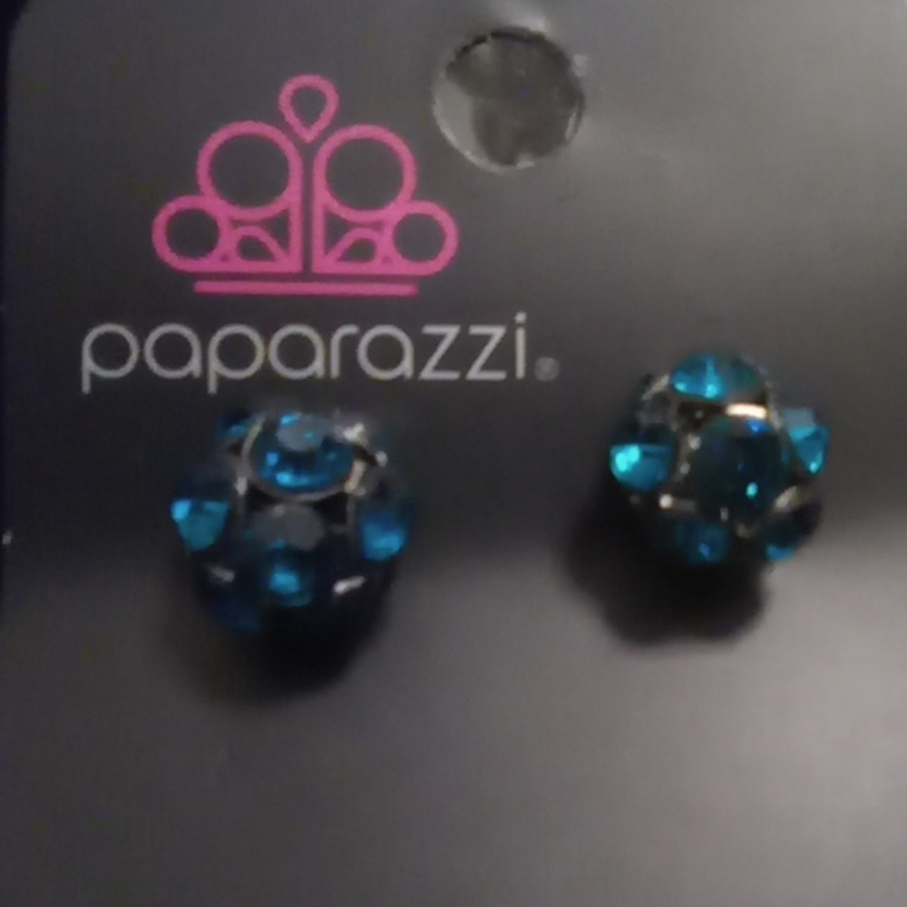 Jewelry - Picture 3 of 4